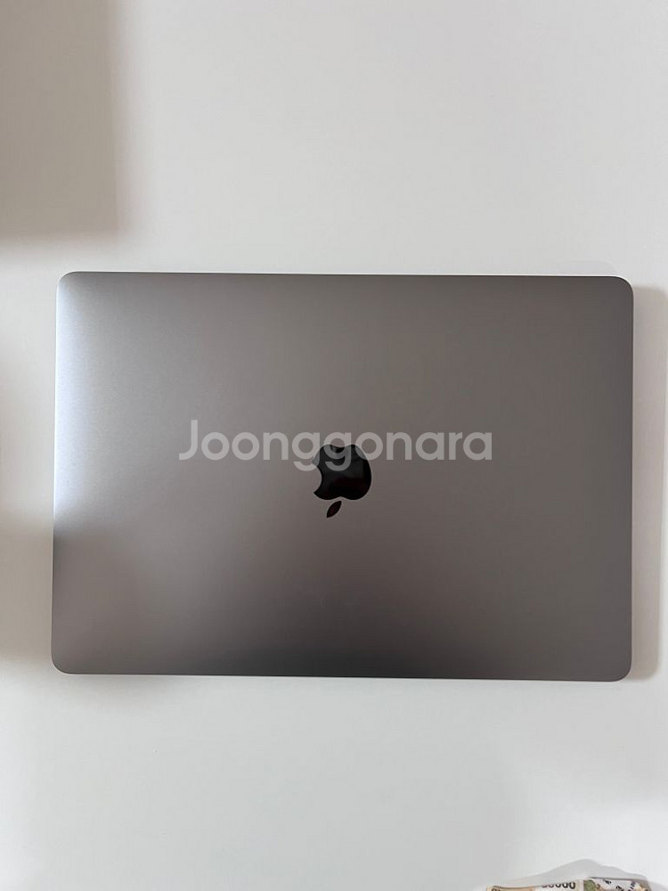 맥북 에어 M1 스페이스그레이 2020년형 256GB--1