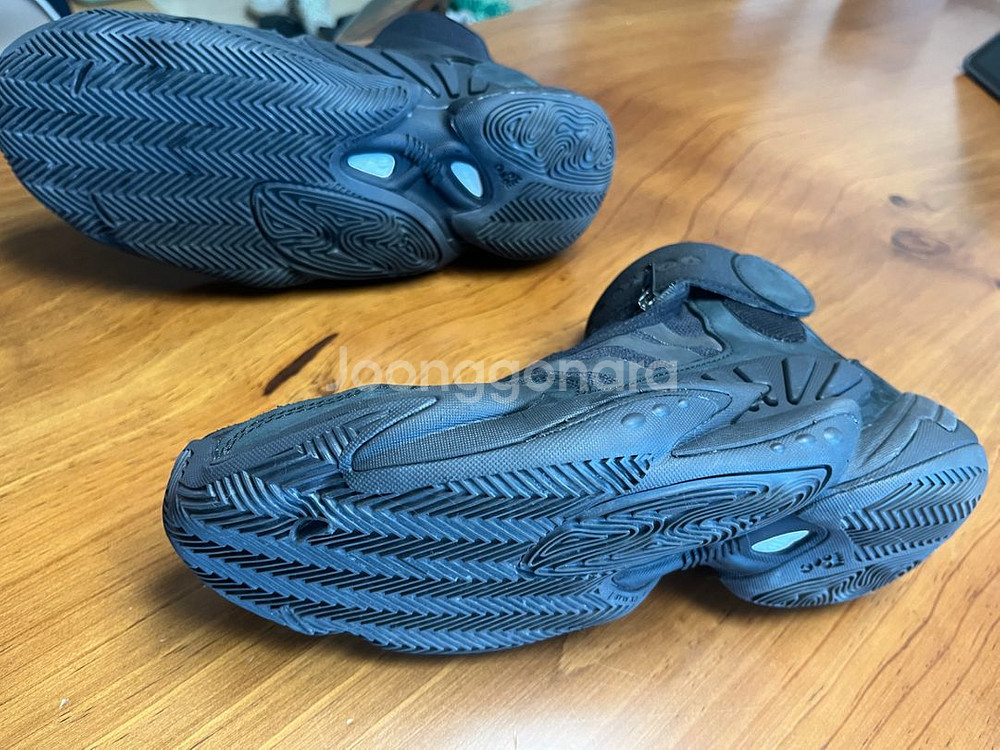 한정판 아디다스 X 퍼렐 윌리엄스 BYW 0 TO 60--2