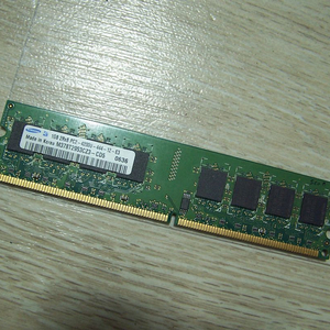 데스크탑용 DDR2 1GB PC2-4200U, 1개