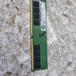 삼성 DDR5 4800 32GB 램팝니다.