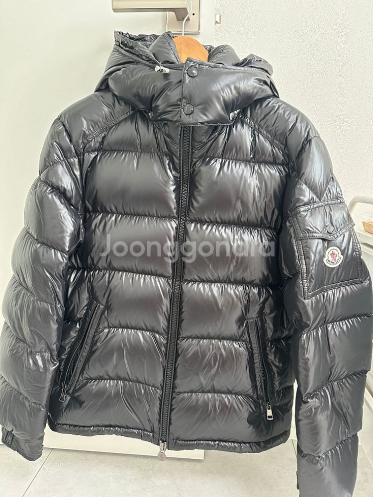 몽클레어 마야 후드 다운패딩 블랙 유광(새상품급) 3사--0