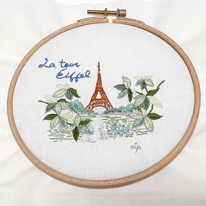 예쁜 프랑수 자수 광목천 작품(파리 에펠탑)