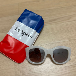 Le Specs 르스펙스 선글라스