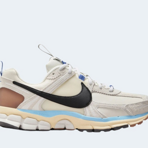 (W) Nike Zoom Vomero 5 235사이즈