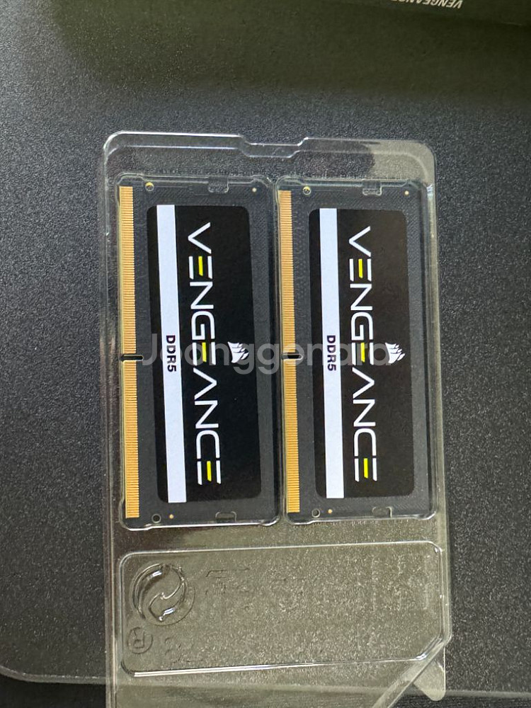 커세어 벤전스 DDR5 32GB PC5-4800 XMP--1