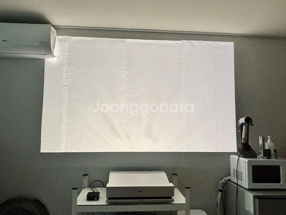 JMGO 초단초점 프로젝터 팝니다.--5