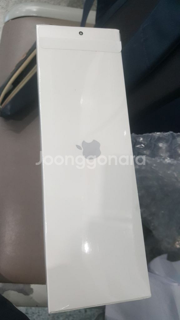 에어팟 맥스 미개봉 제품 판매합니다.--3