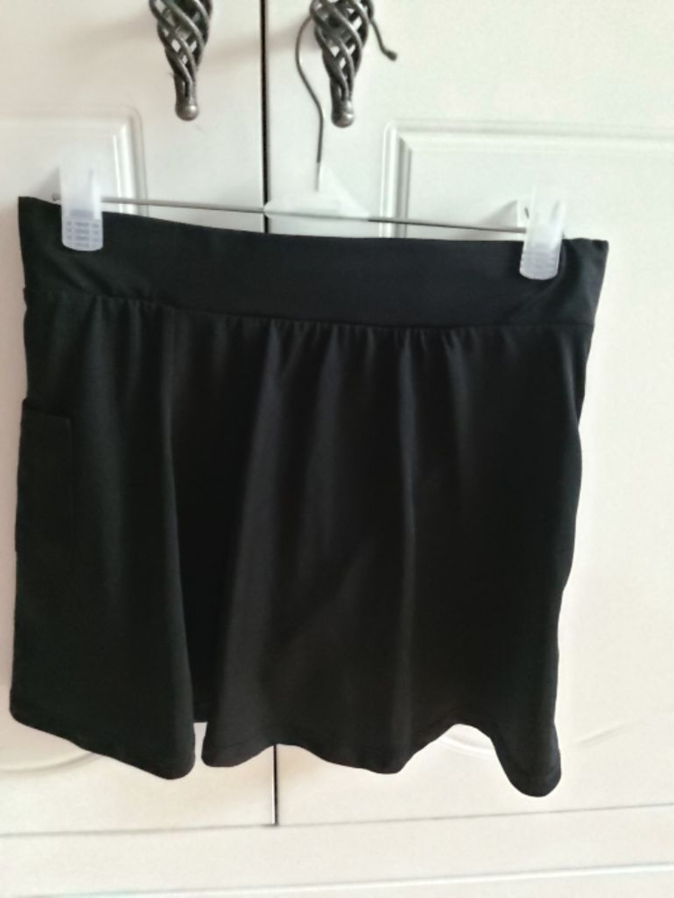 아레나 미니치마--1