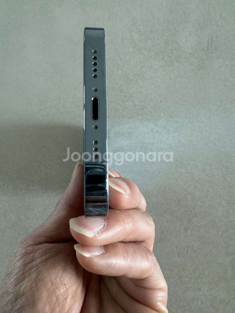 아이폰13프로 시에나블루 128gb 팝니다--2