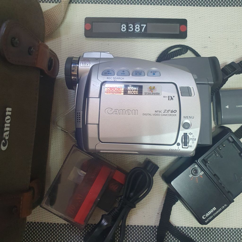 캐논 6미리 디지털캠코더 ZR 60 가방세트