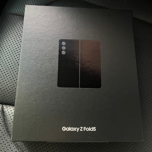 갤럭시 폴드5 512 블랙 자급제 미개봉 신제품