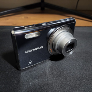 올림푸스 FE-4000 디지털카메라 디카