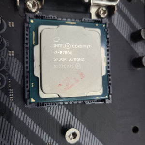 i7-8700k + Z390 세트판매합니다