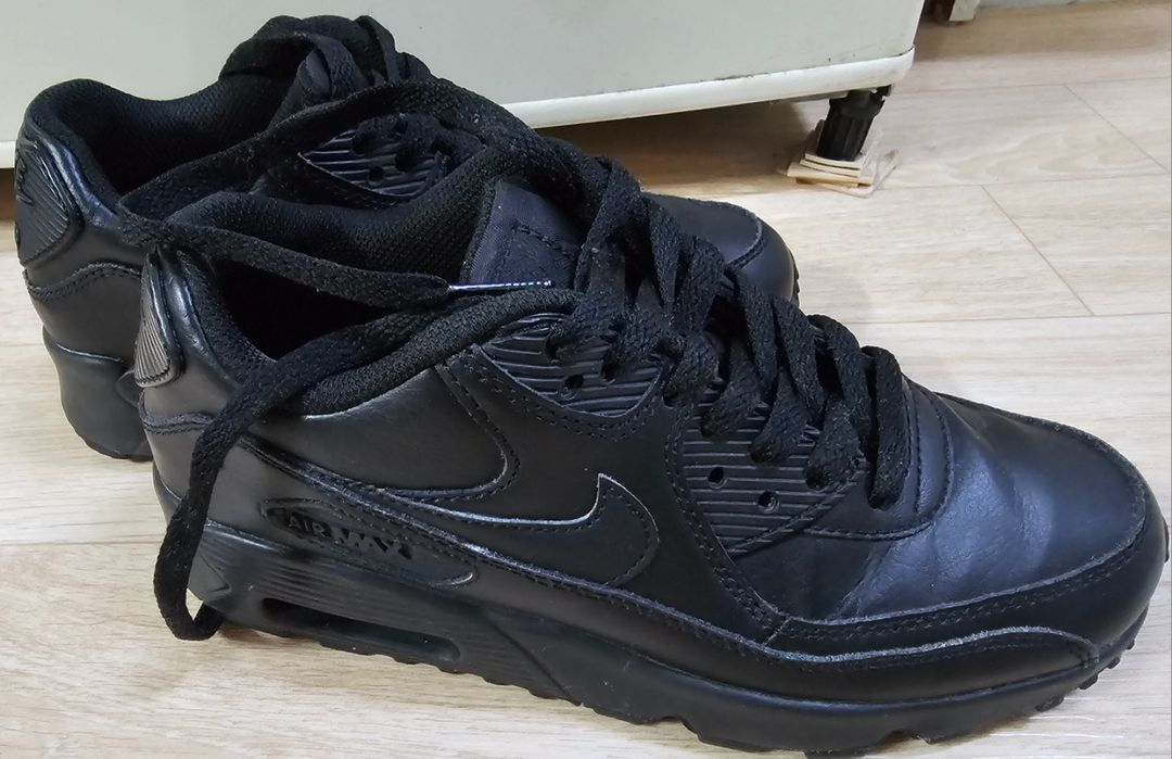 나이키 올블랙 235--1