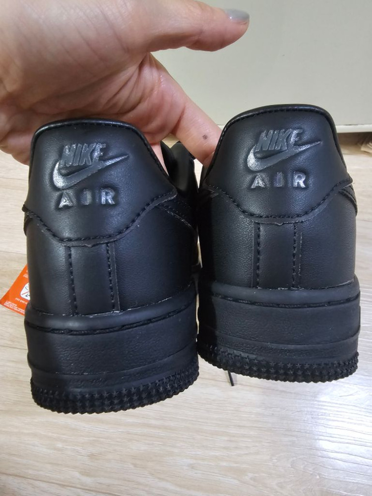 나이키 에어포스1 프레쉬 블랙 235 새제품--2