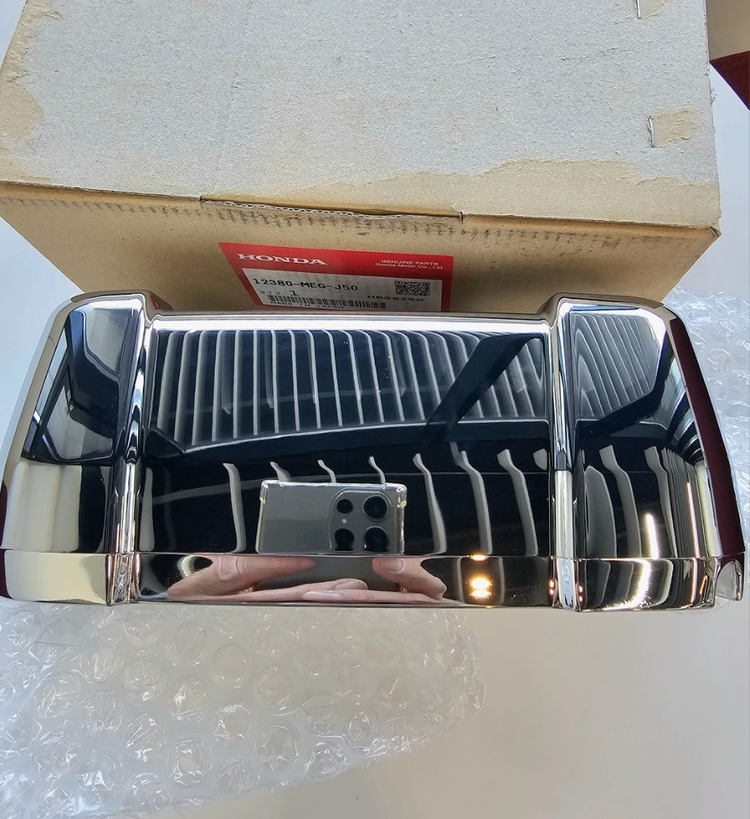 혼다 쉐도우750 엔진카바(혼다정품) 이미지