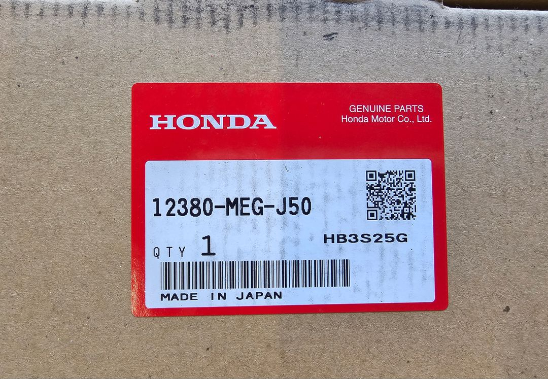 혼다 쉐도우750 엔진카바(혼다정품) 이미지