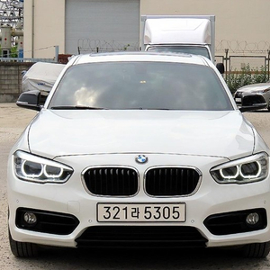 BMW 1시리즈 5도어 118d 스포츠 라인