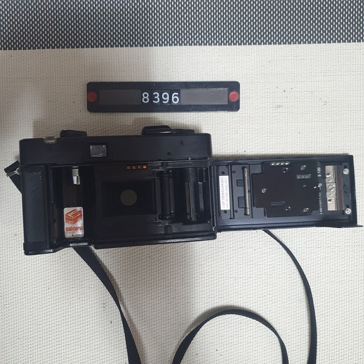 코니카 C 35 EF-D 필름카메라 이미지