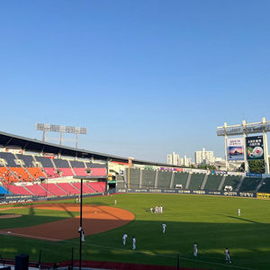 6.8일 두산 기아전 1루 레드 단석 구해요