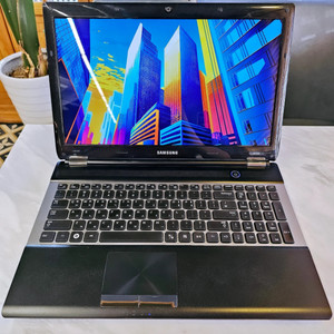 삼성 고성능 i7 노트북(램16GB,하드업글,새배터리)