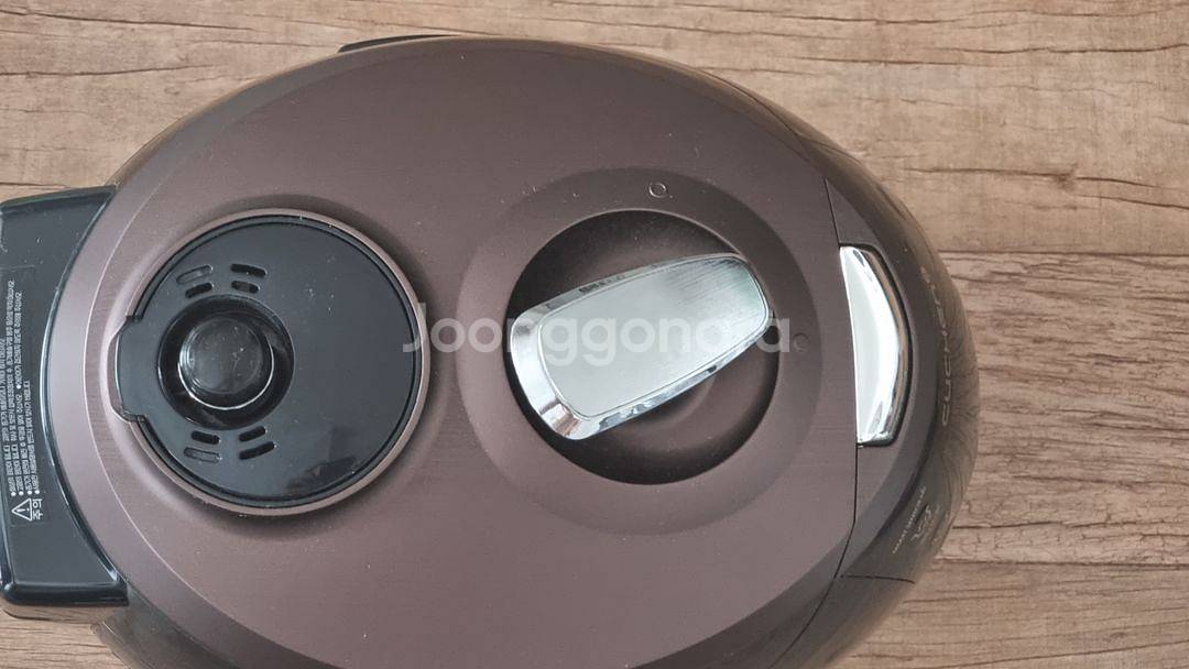 쿠첸 밥솥 CJS-0611F--2