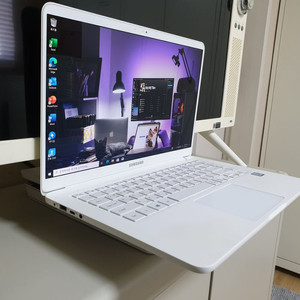 그램보다 가벼운 삼성 노트북9 Always i7 노트북