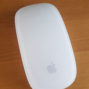 apple A1657 magic mouse 2