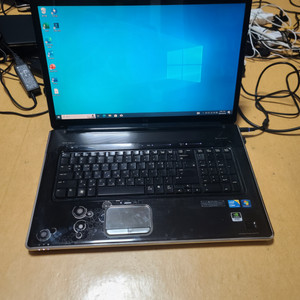 HP 노트북 i7-820qm 18.4인치 램8 SSD1