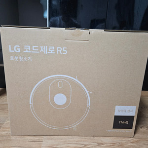 LG 코드제로 로봇청소기 R560BL