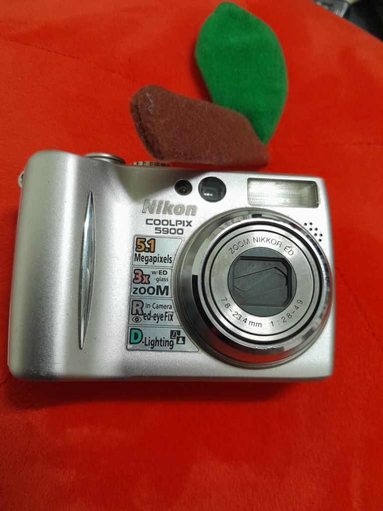 니콘 쿨픽스5900 디카 디지털 카메라