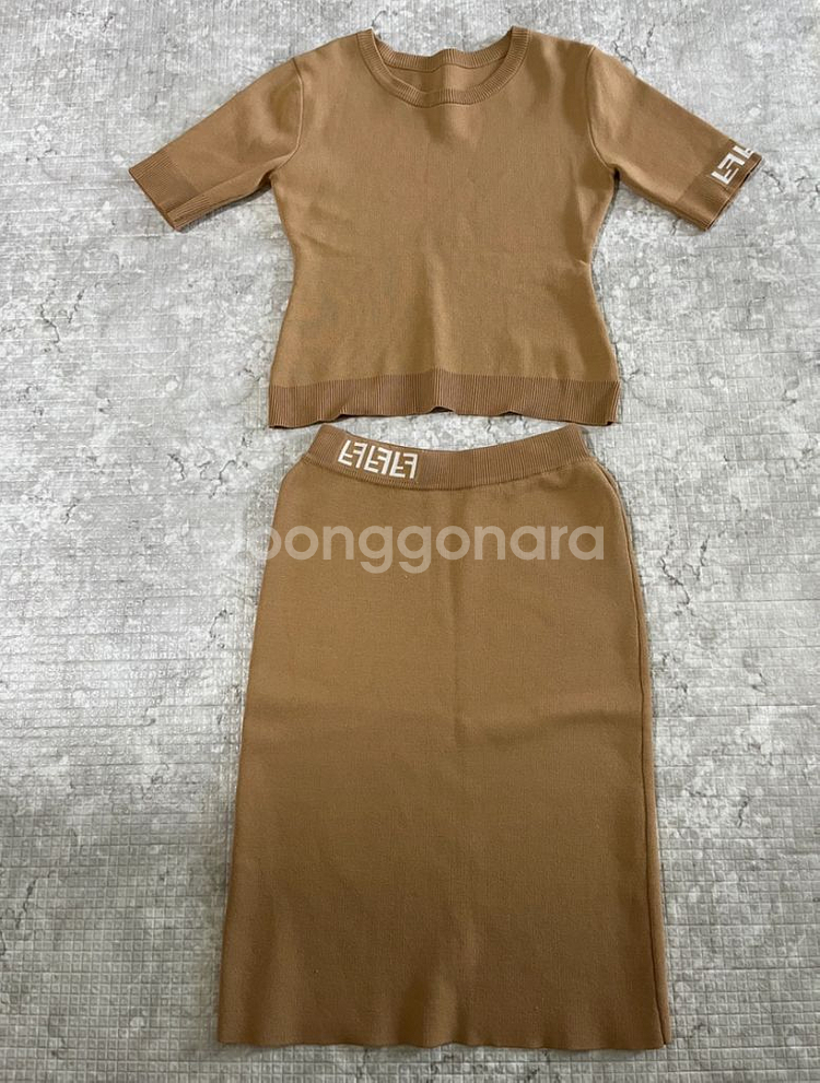 펜디 니트 투피스--2