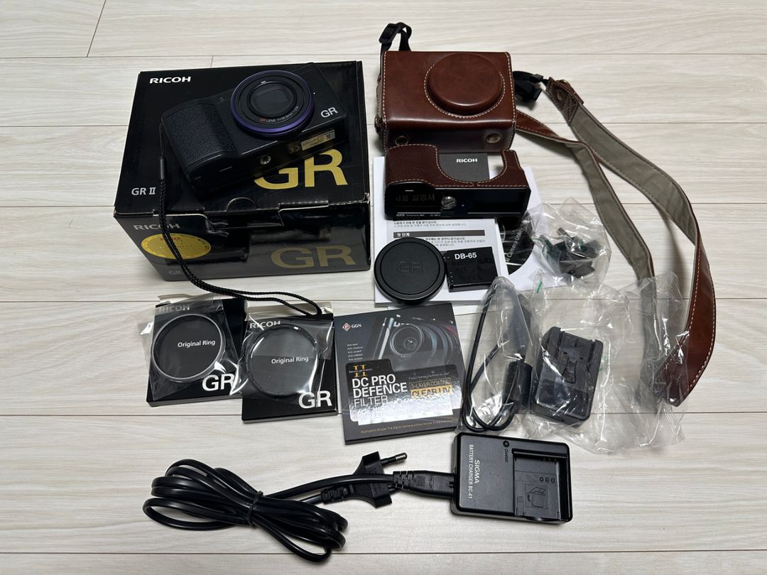 500컷 미만 새제품급 리코 ricoh gr2 팝니다.