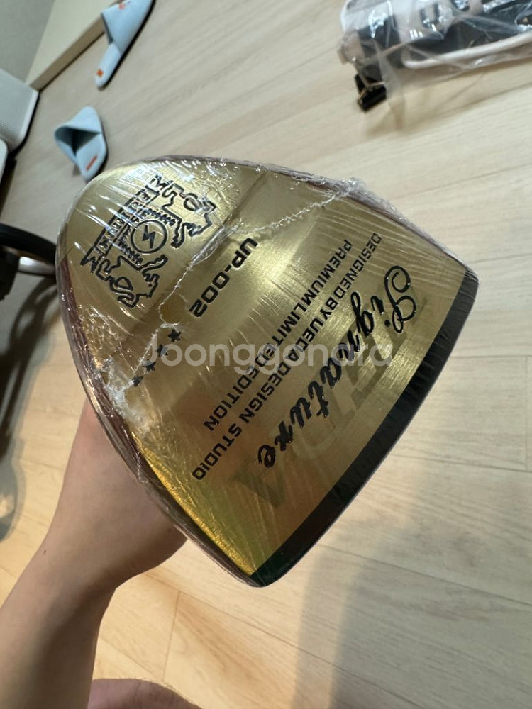 새상품..우에다 감나무 파크골프채 급하게 팔아요..--2