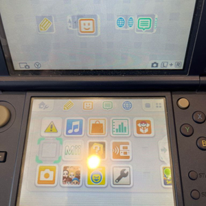 닌텐도 뉴3ds xl(포켓뱅크)+포켓몬칩3개 몬헌칩1개