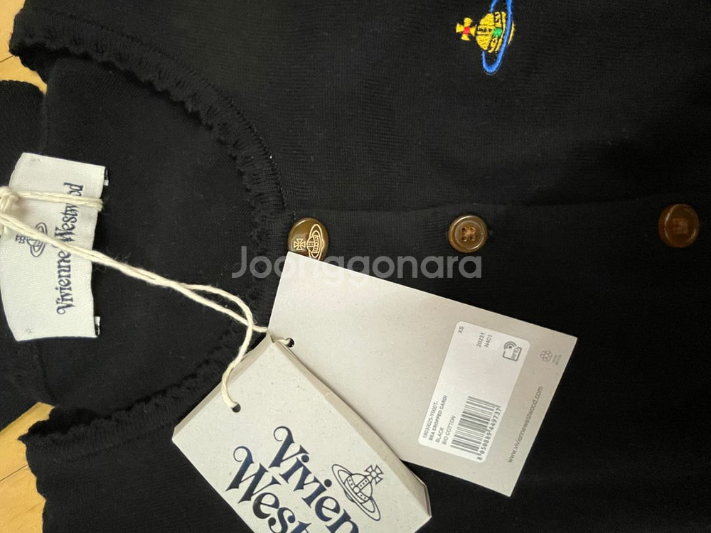 비비안웨스트우드 베아 크롭 가디건--1