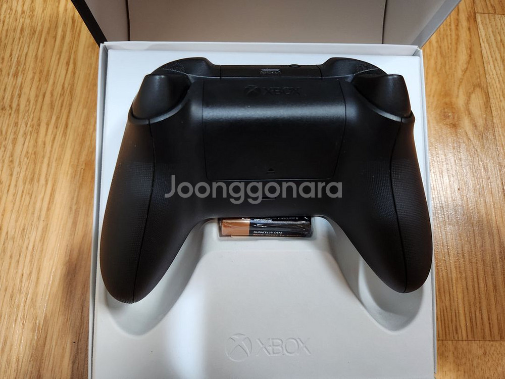 Xbox 컨트롤러 4세대--1