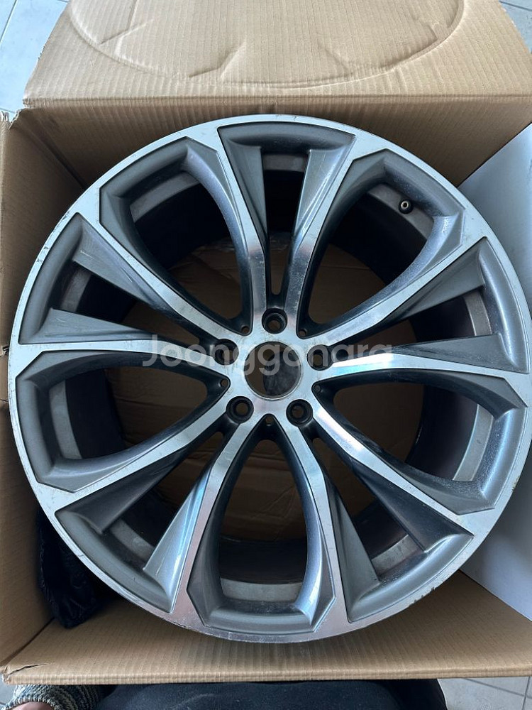 BMW X6 20인치 중고 휠 타이어 판매합니다--2