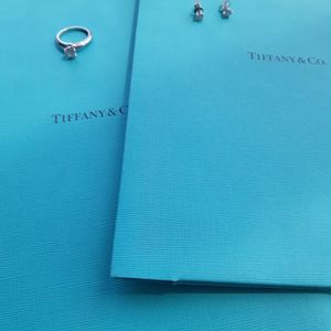 티파니앤코 다이아반지+귀걸이 플래티늄