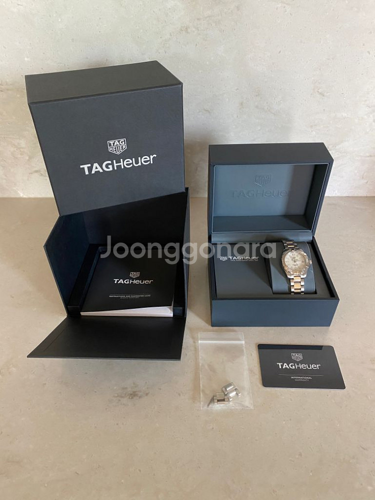태그호이어 아쿠아레이서 300 쿼츠 흰판 여성 남성--1