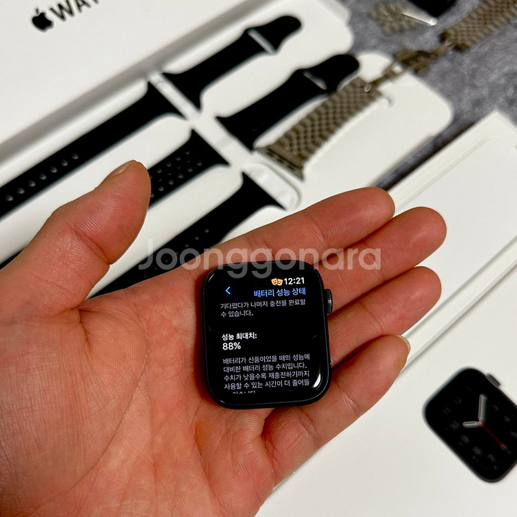 애플워치SE 44mm gps 정품충전기및나이키밴드풀구성--2
