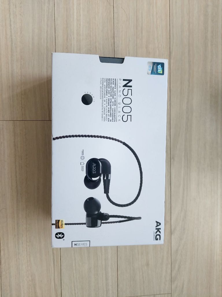 akg n5005(오공이) 팝니다