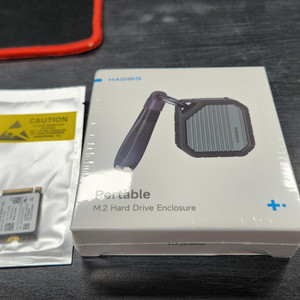 SSD SN740 2TB + 외장케이스 (미개봉 신품)