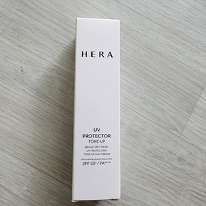 헤라 유브이 프로텍터 톤업 40ml