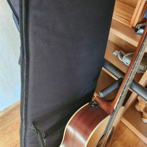 노브랜드 베이스 기타 가방