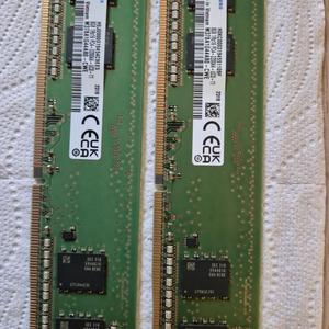 삼성 ddr4 pc-25600 8기가 2개