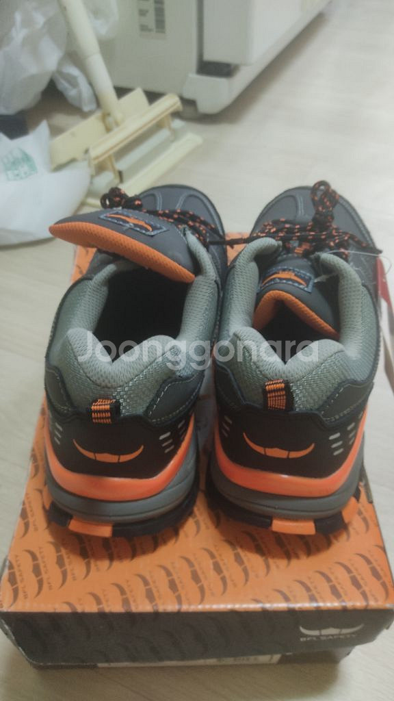 버팔로 BFL-402 4인치 안전화 팝니다 275새상품--1