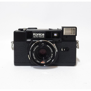 코니카. KONICA C35 AF2 필카. 정상작동.