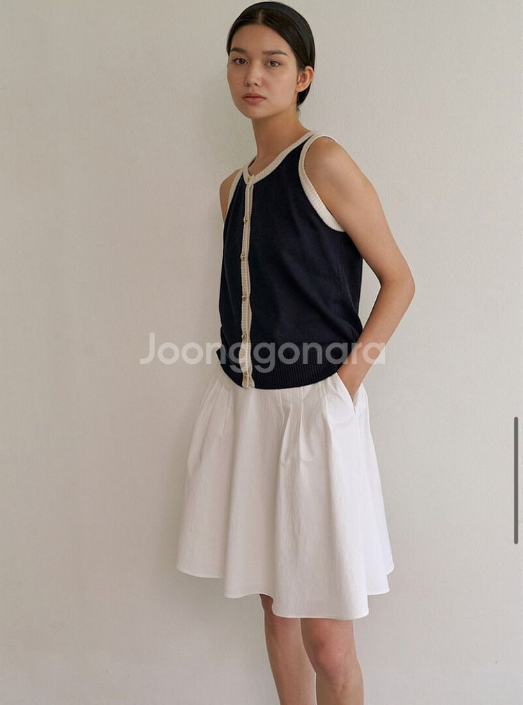 LO61 Belle Flare Skirt 새상품--3