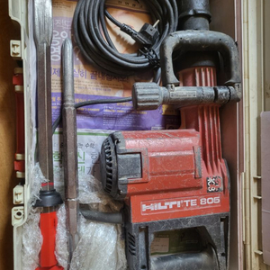 힐티 HILTI 브레이커 TE805